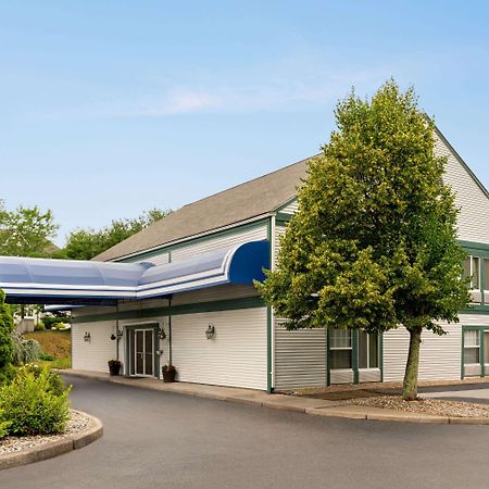 Baymont By Wyndham North Dartmouth Fall River Exterior foto